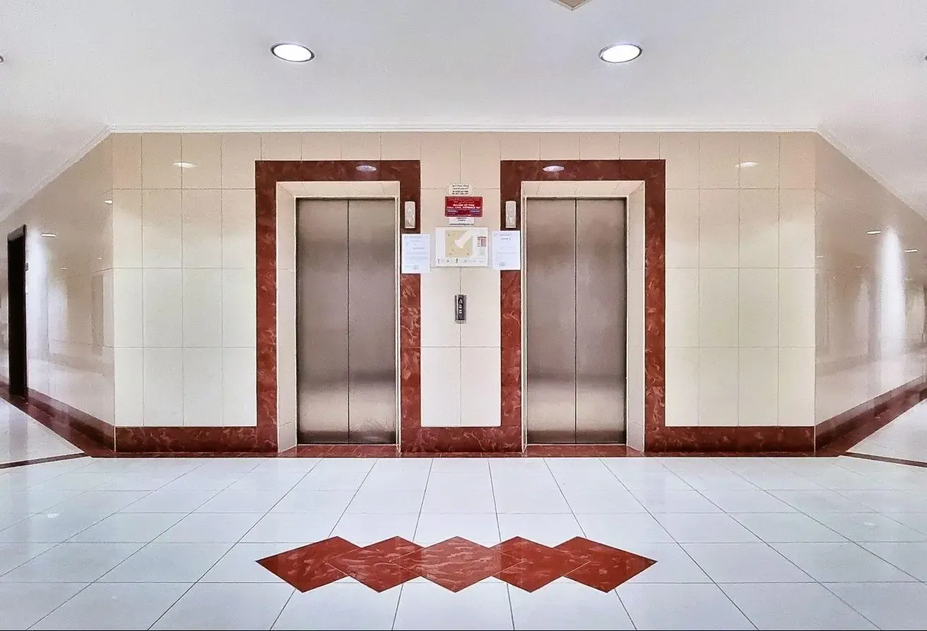 QUALITY | 2 BHK | POOL | NEAR CENTURY MALL-MAMZAR