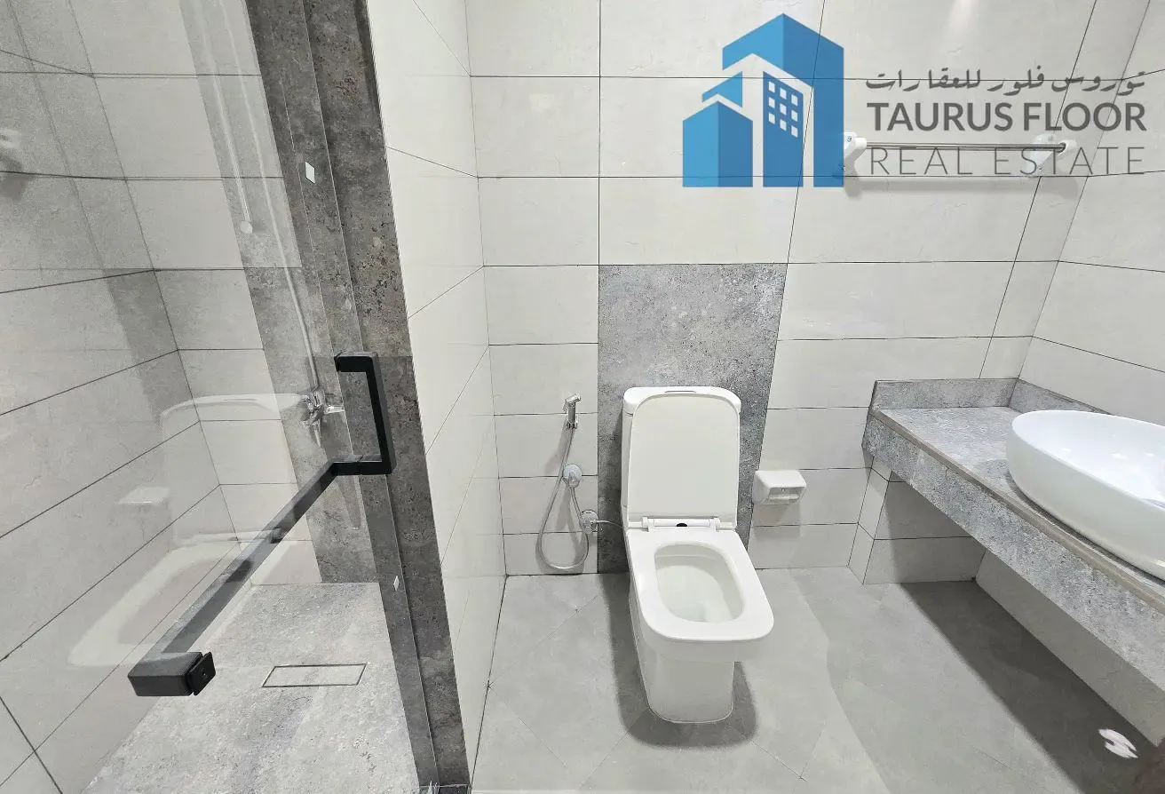 BRAND NEW 2BHK || GYM, POOL, || METRO ACESS