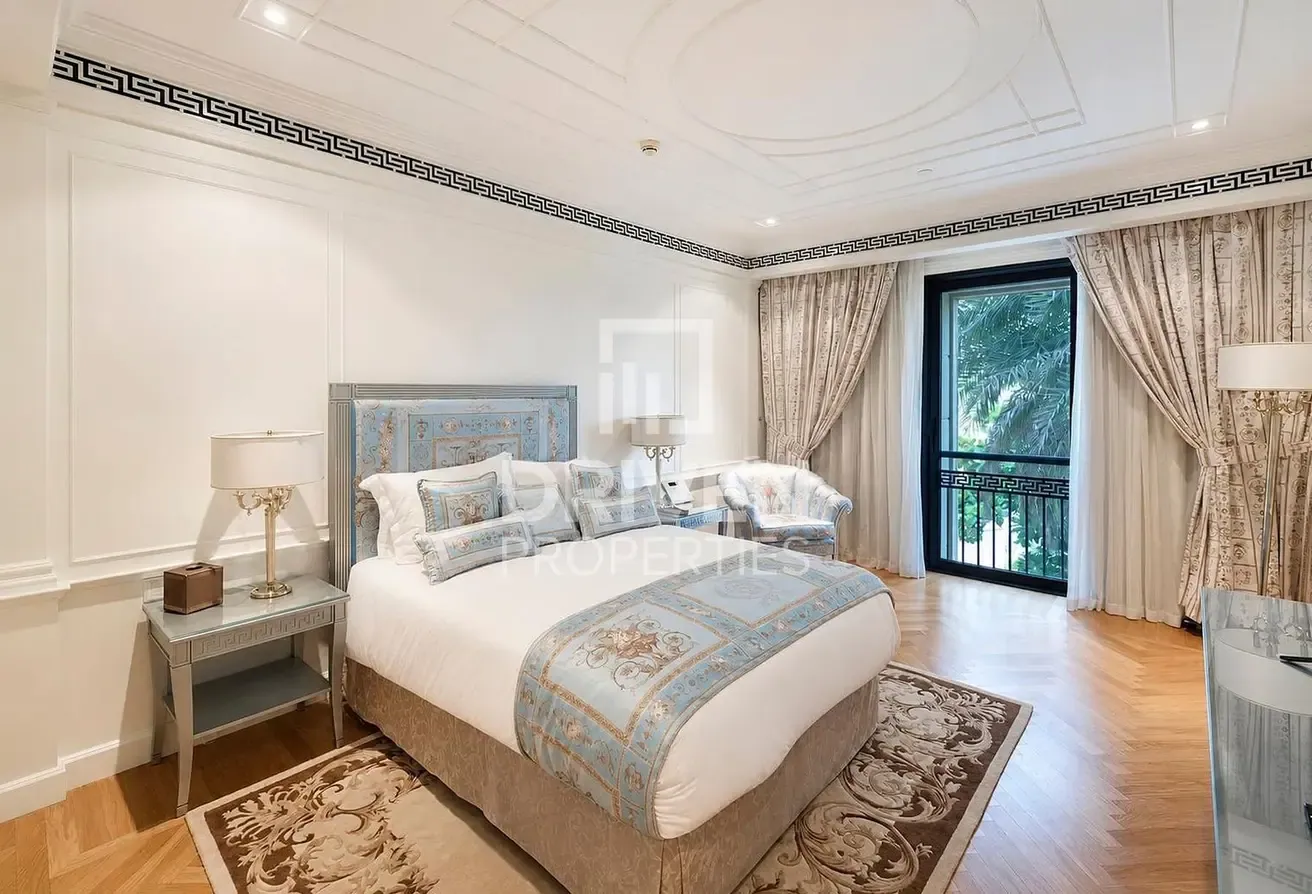 Unique Layout | Private Pool | Fully Furnished