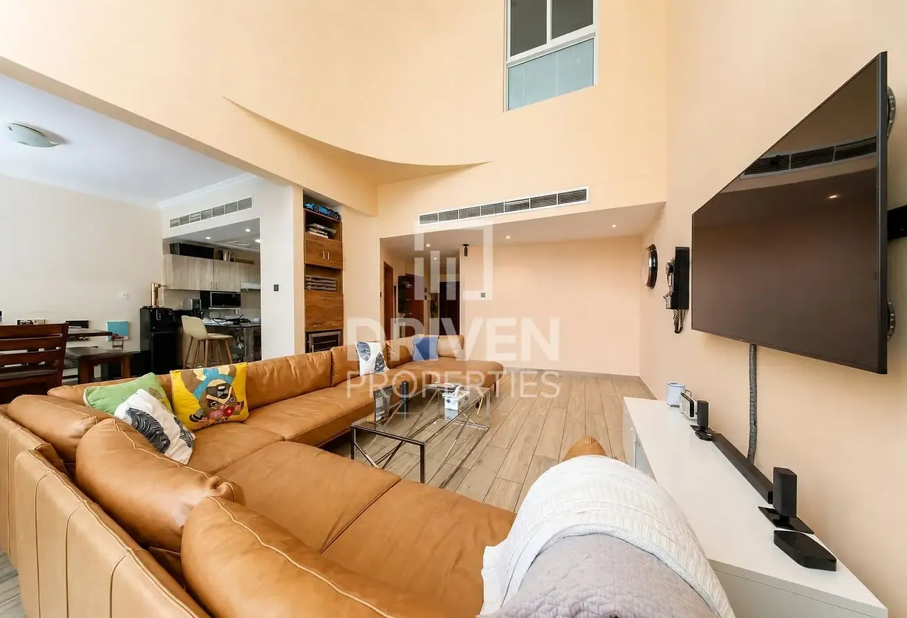 Duplex | Fully Upgraded | Furnished | Marina View