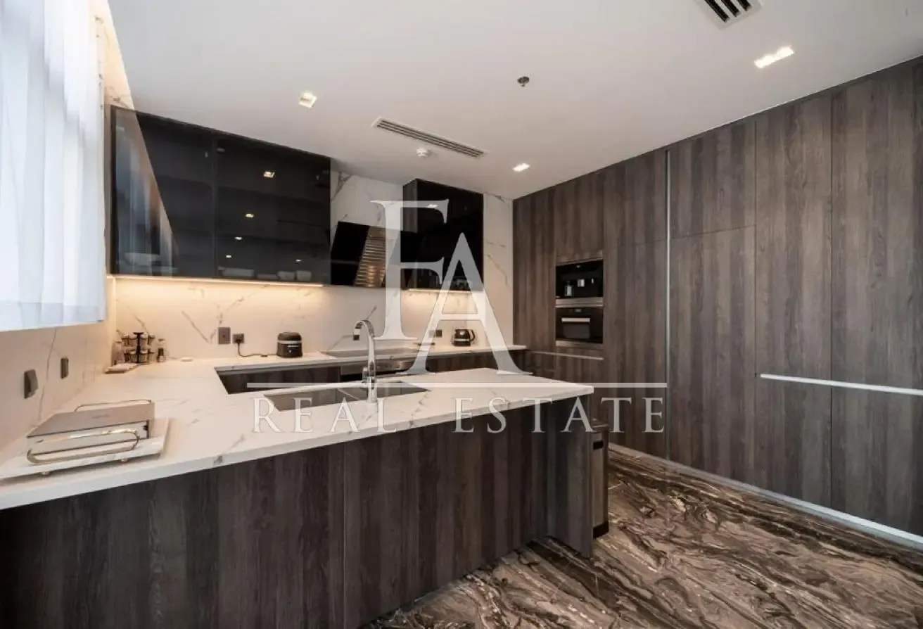 Upgraded Duplex | Fully Furnished | Ready to Move