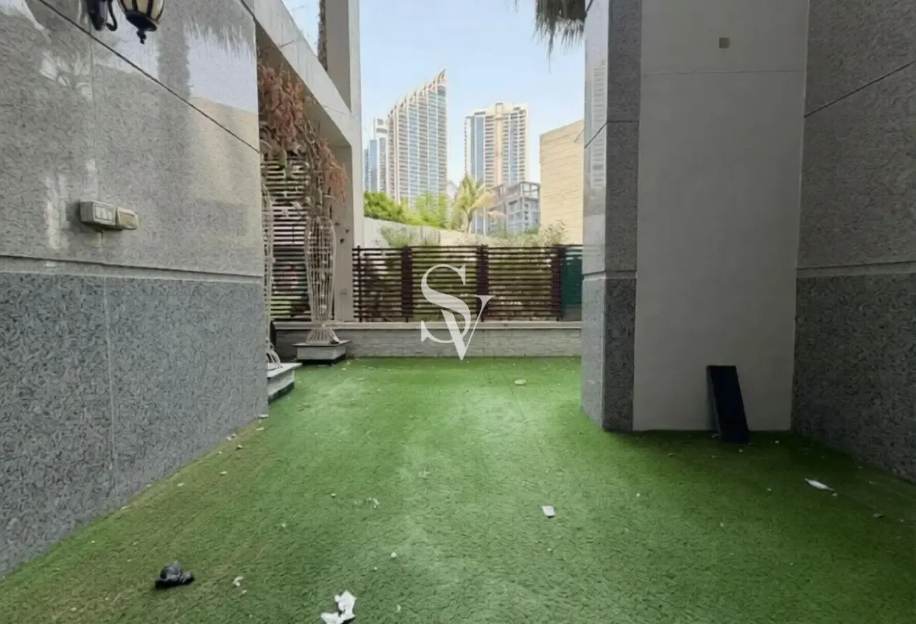 Private Patio | Duplex | Burj View | 3BR