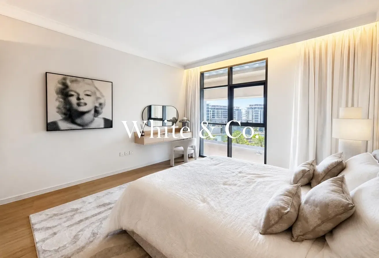 Fully Upgraded|Duplex|Full Downtown View