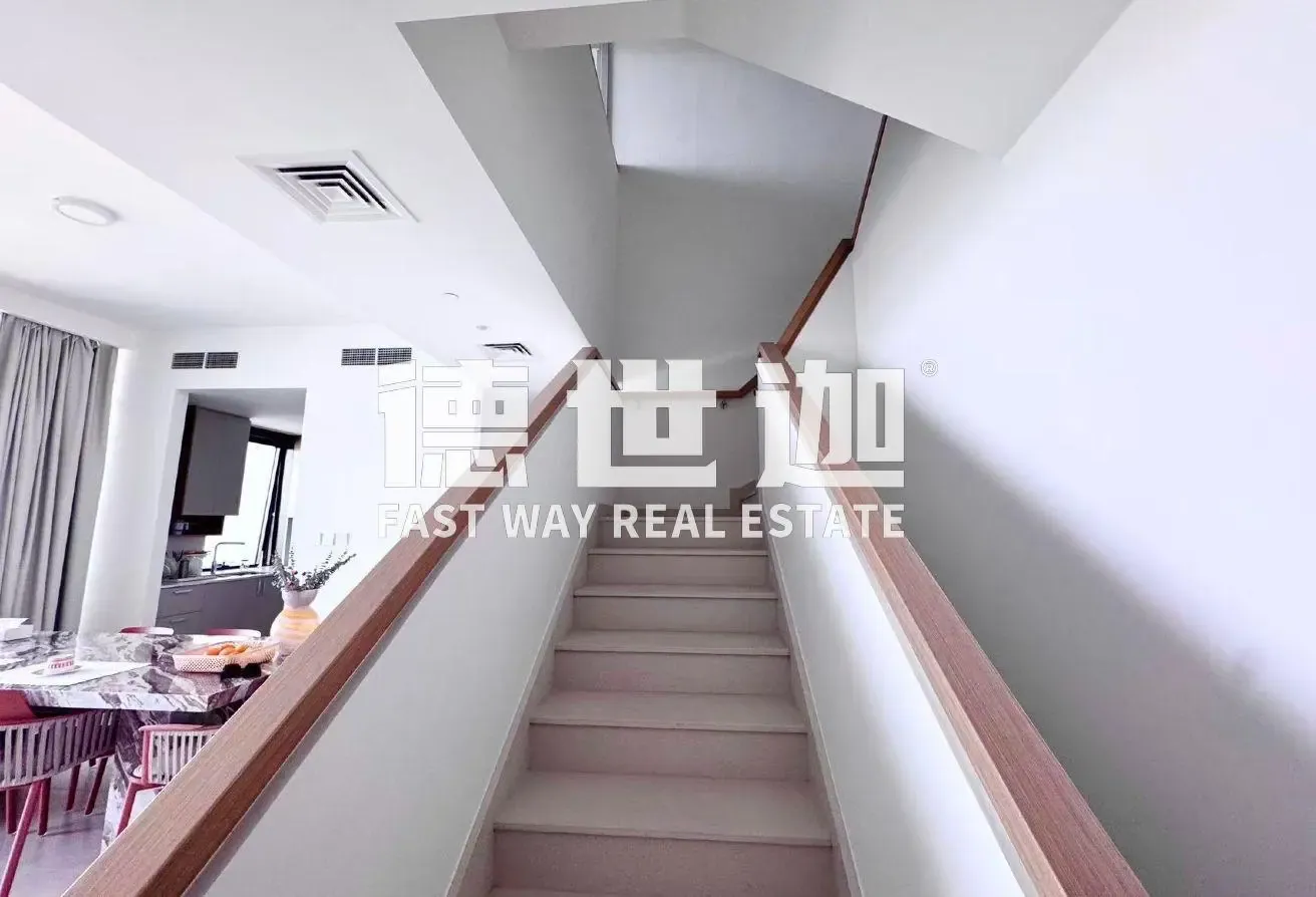 Creek view/Duplex/Fully furnished/With maidroom