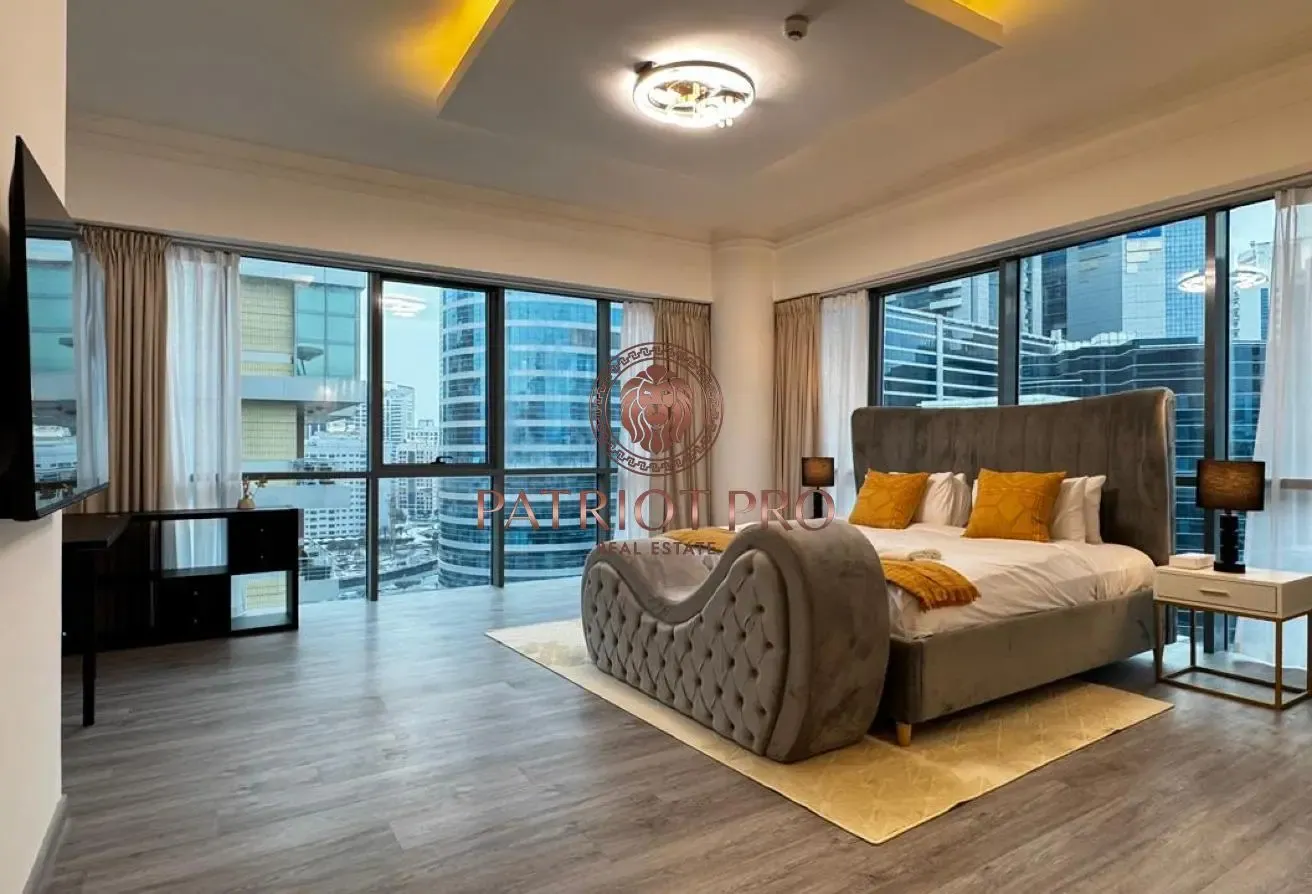 Luxury 3BR Duplex | Chiller & WIFI Free | Vacant