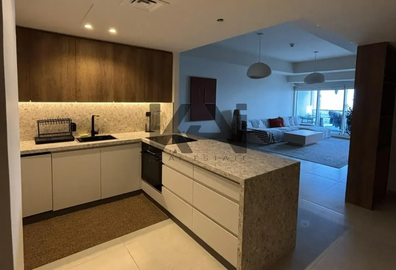 2BR converted into 3BR | Upgraded | High Floor