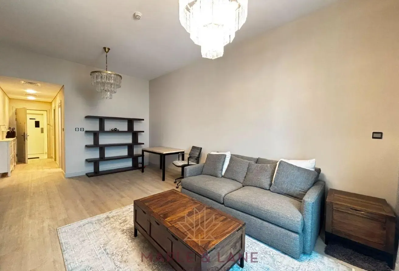 Elegant 2BR | Furnished | Community View