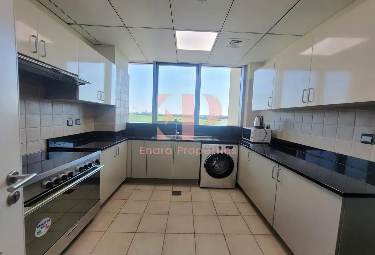 Spacious 2BR + Maid’s Room | Majlis View
