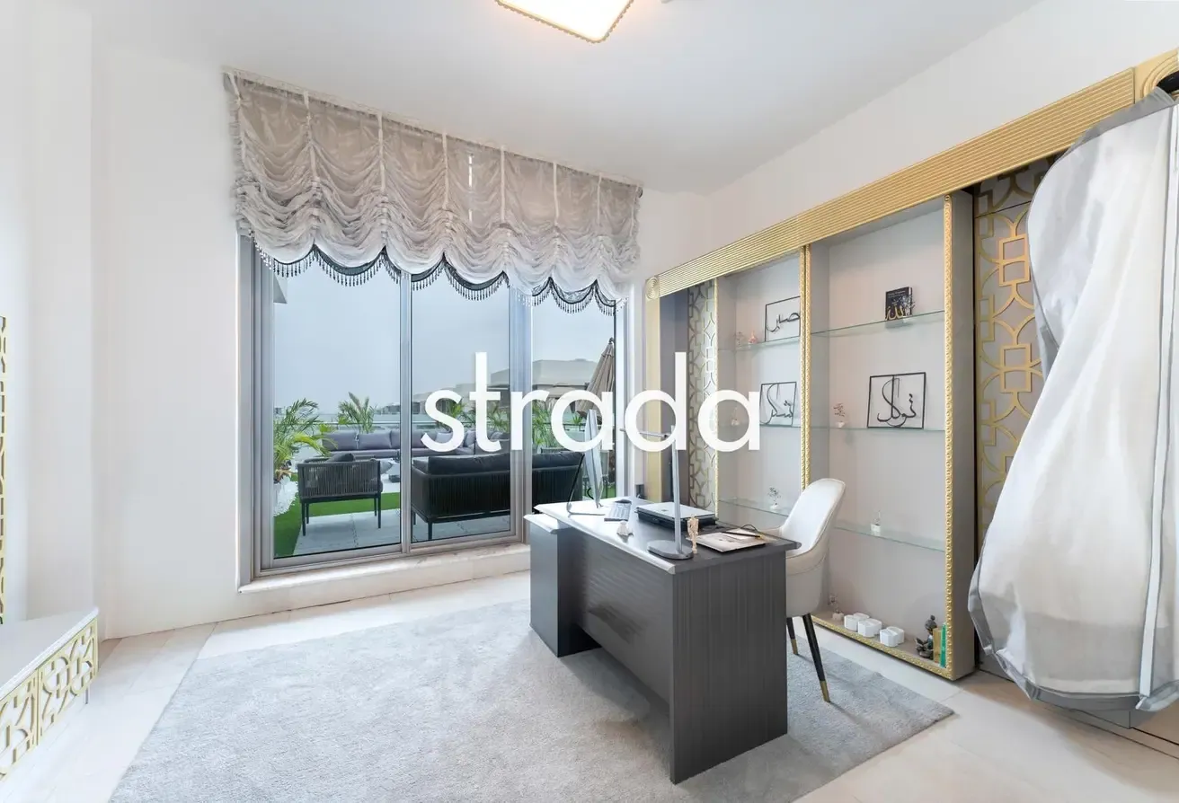 Penthouse | Terrace Space | Majlis View