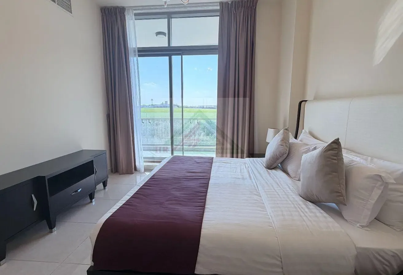 Spacious 2BR + Maid’s Room | Majlis View