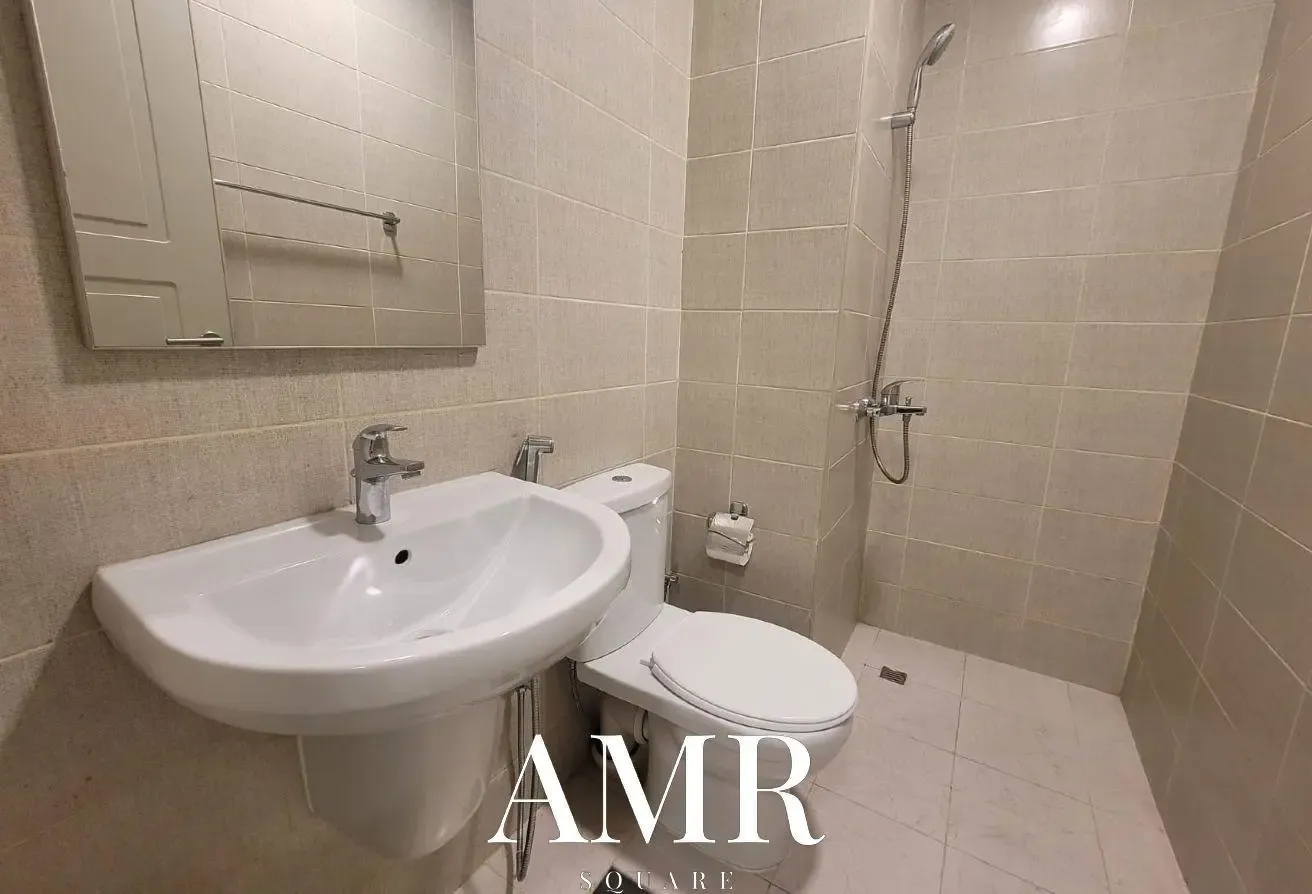 Open View to Park/ Furnished/ Next To Club House