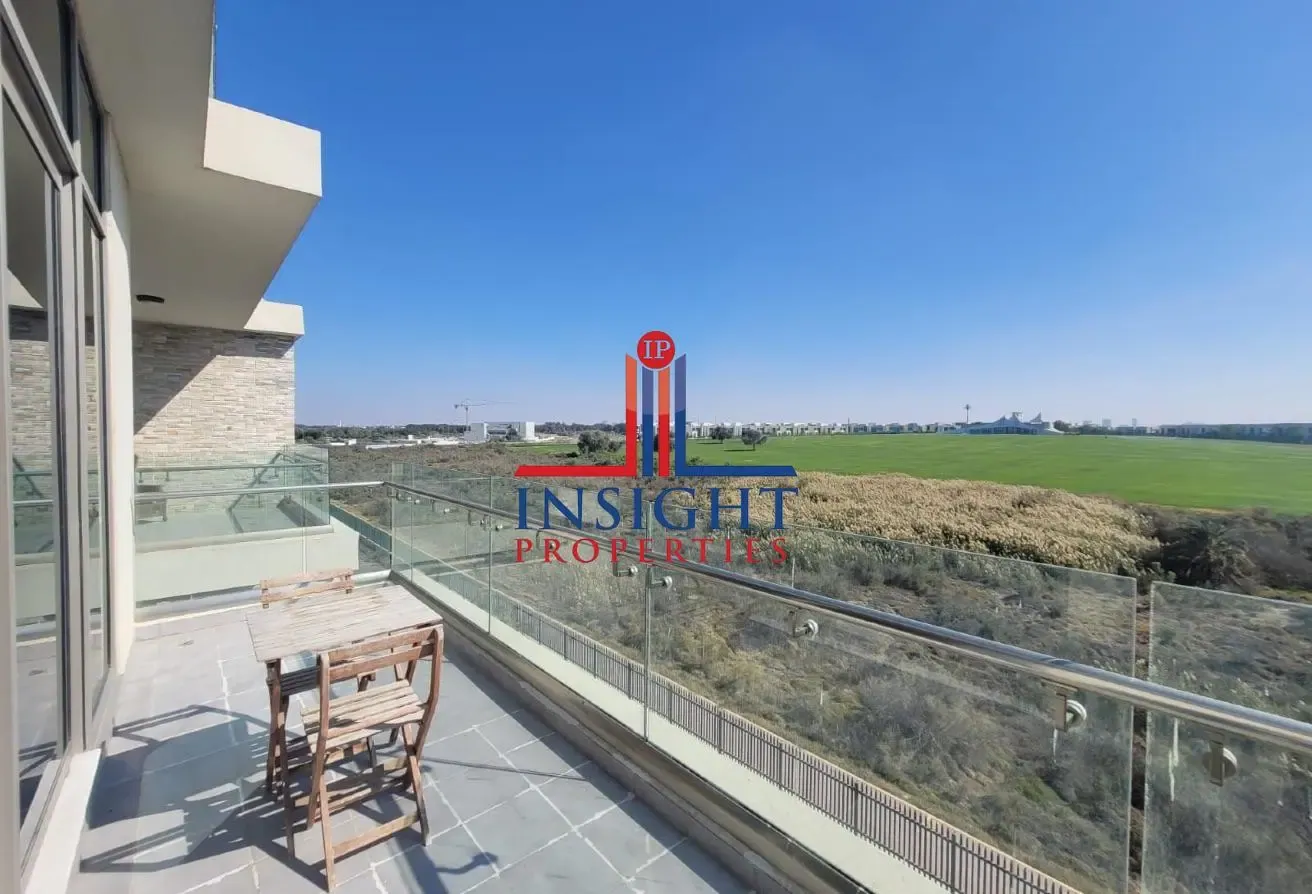 FULLY FURNISHED |2 BR + M | BIG BALCONY