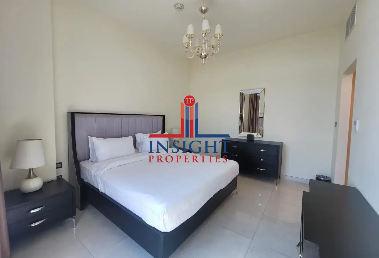 FULLY FURNISHED  |2 BR + M | BIG BALCONY