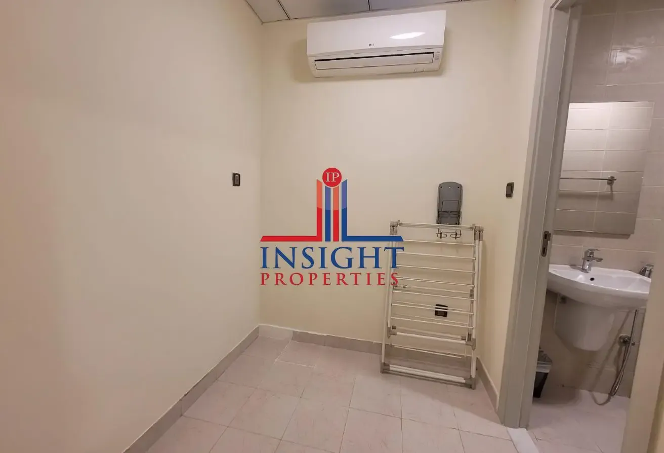 FULLY FURNISHED  |2 BR + M | BIG BALCONY