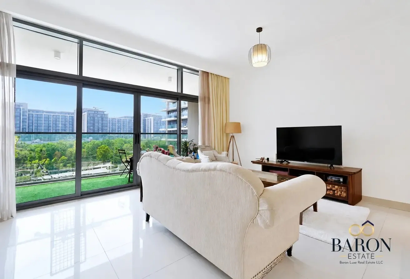 Full pool and park view | Vacant | Large Layout
