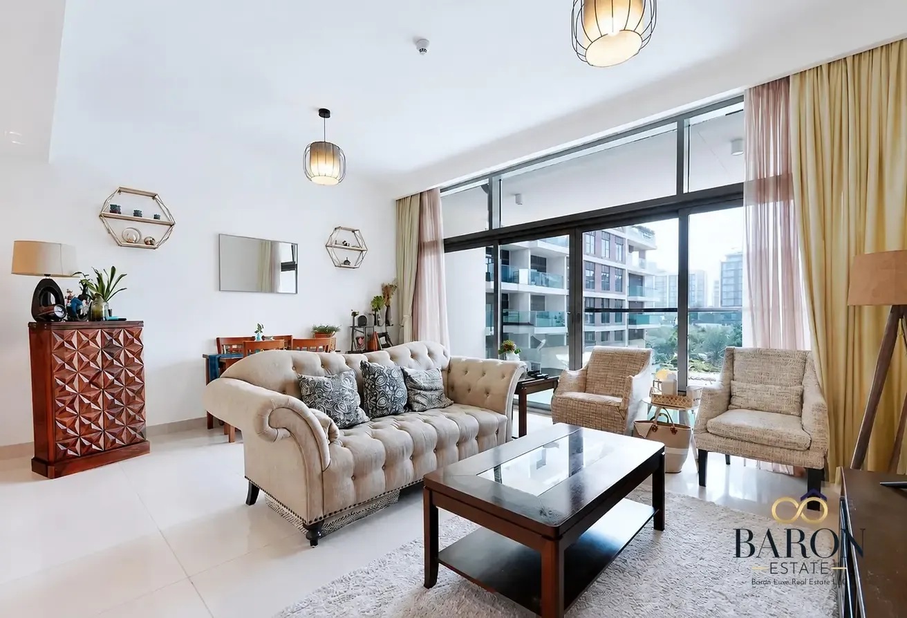 Full pool and park view | Vacant | Large Layout