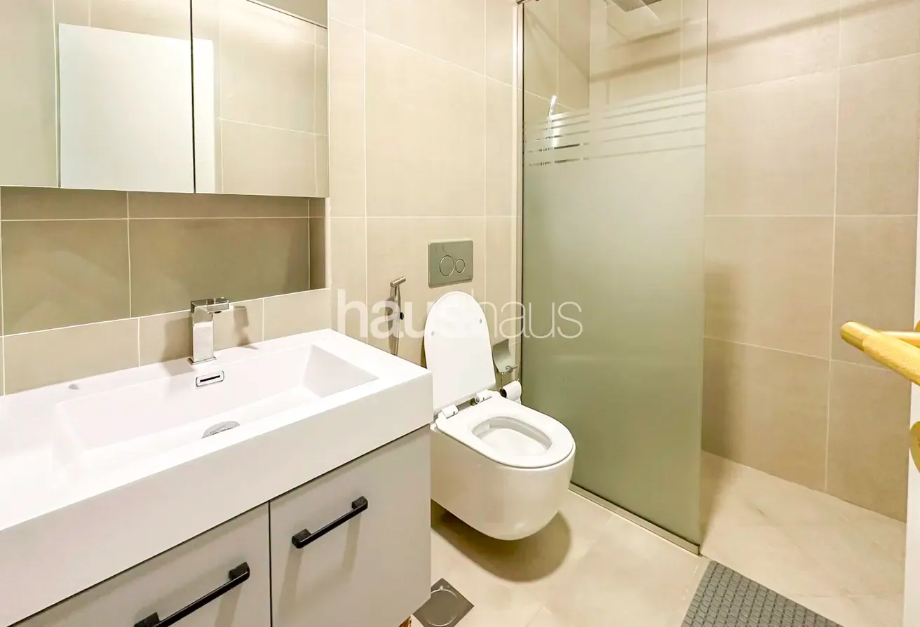 1 bedroom | Close to Metro | Large Layout