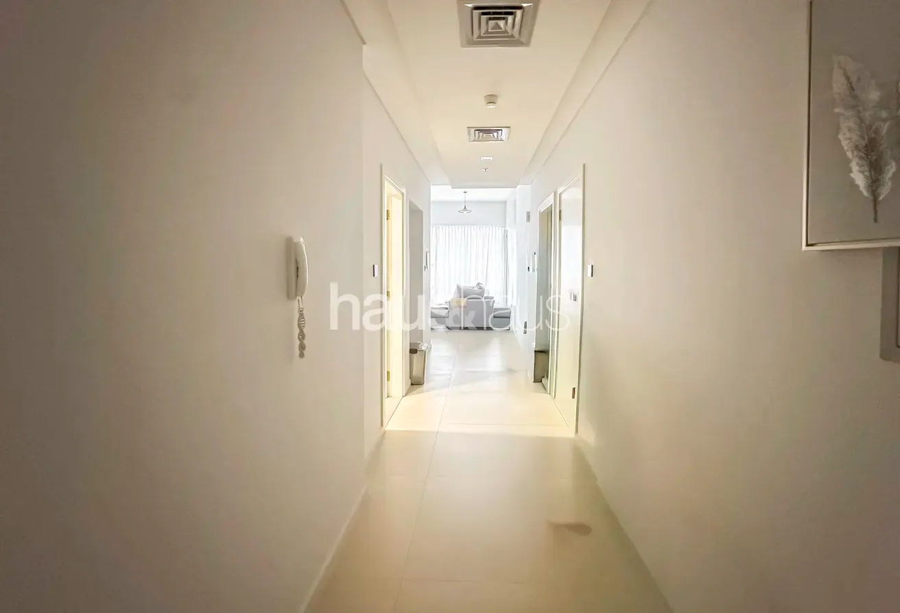 1 bedroom | Close to Metro | Large Layout