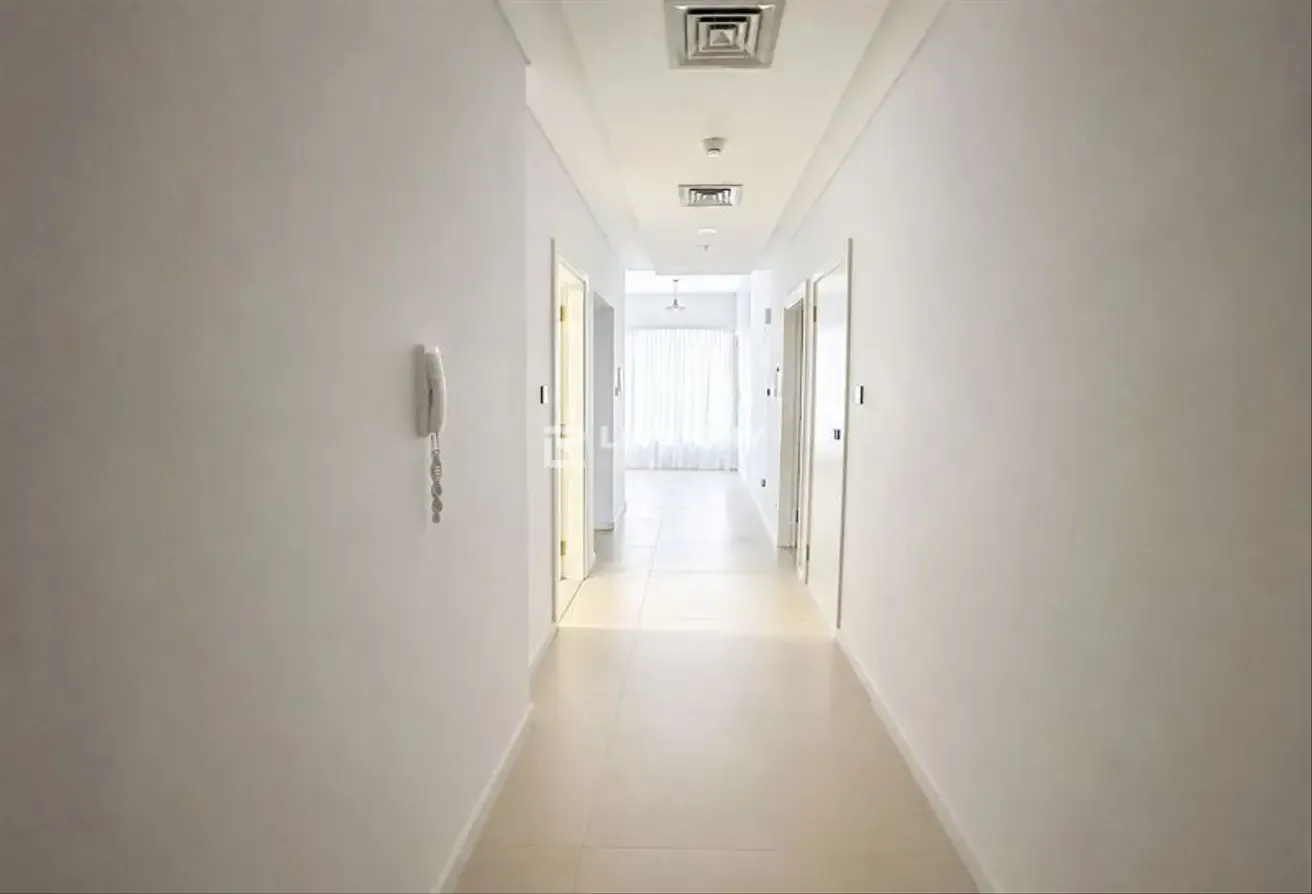COMMUNITY VIEW | NEAR METRO | BIG BALCONY