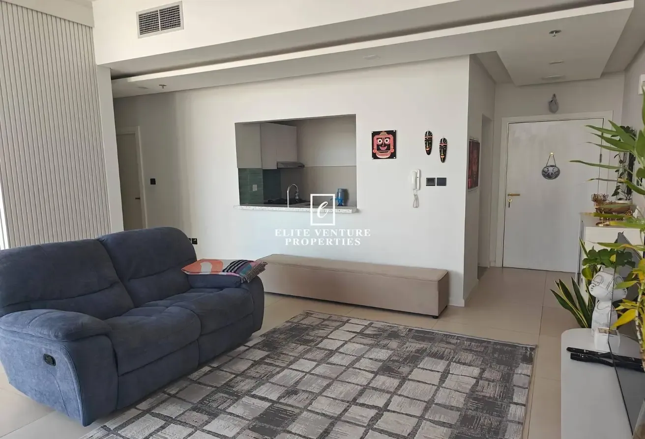 SEMI FURNISHED+STUDY | BIG BALCONY | SPACIOUS
