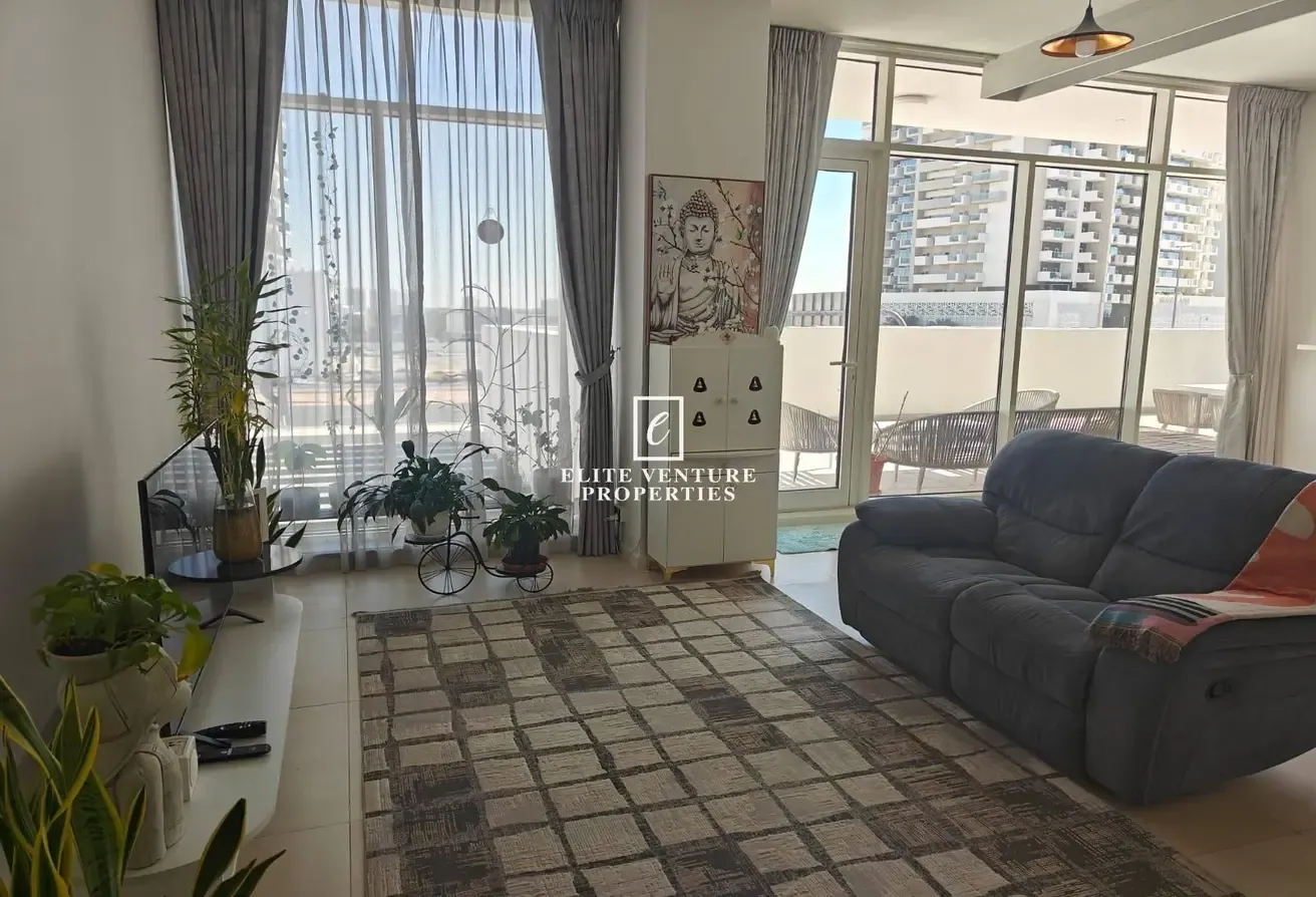 SEMI FURNISHED+STUDY | BIG BALCONY | SPACIOUS