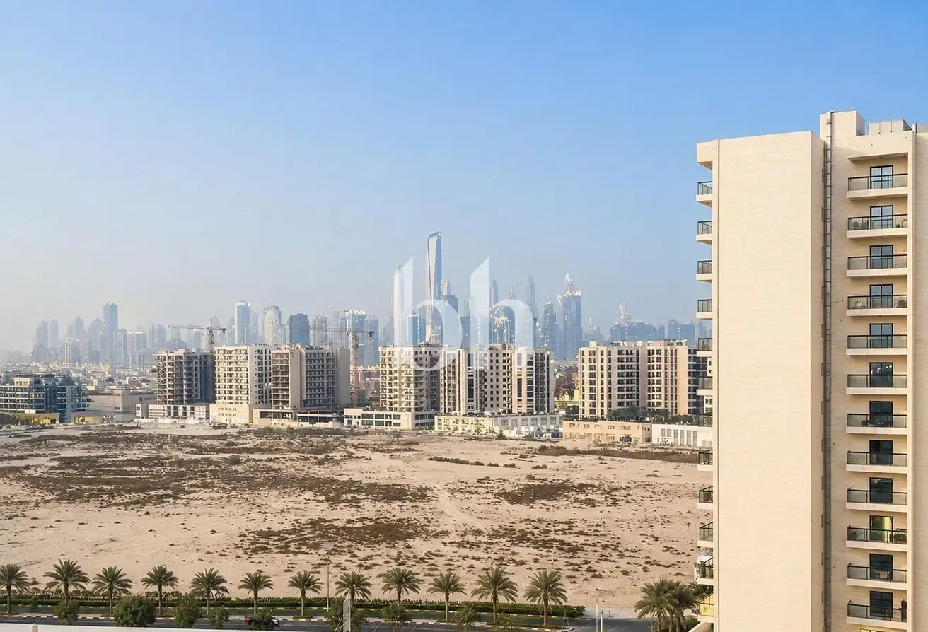 Fully Furnished | Close to Metro | Marina Sky View