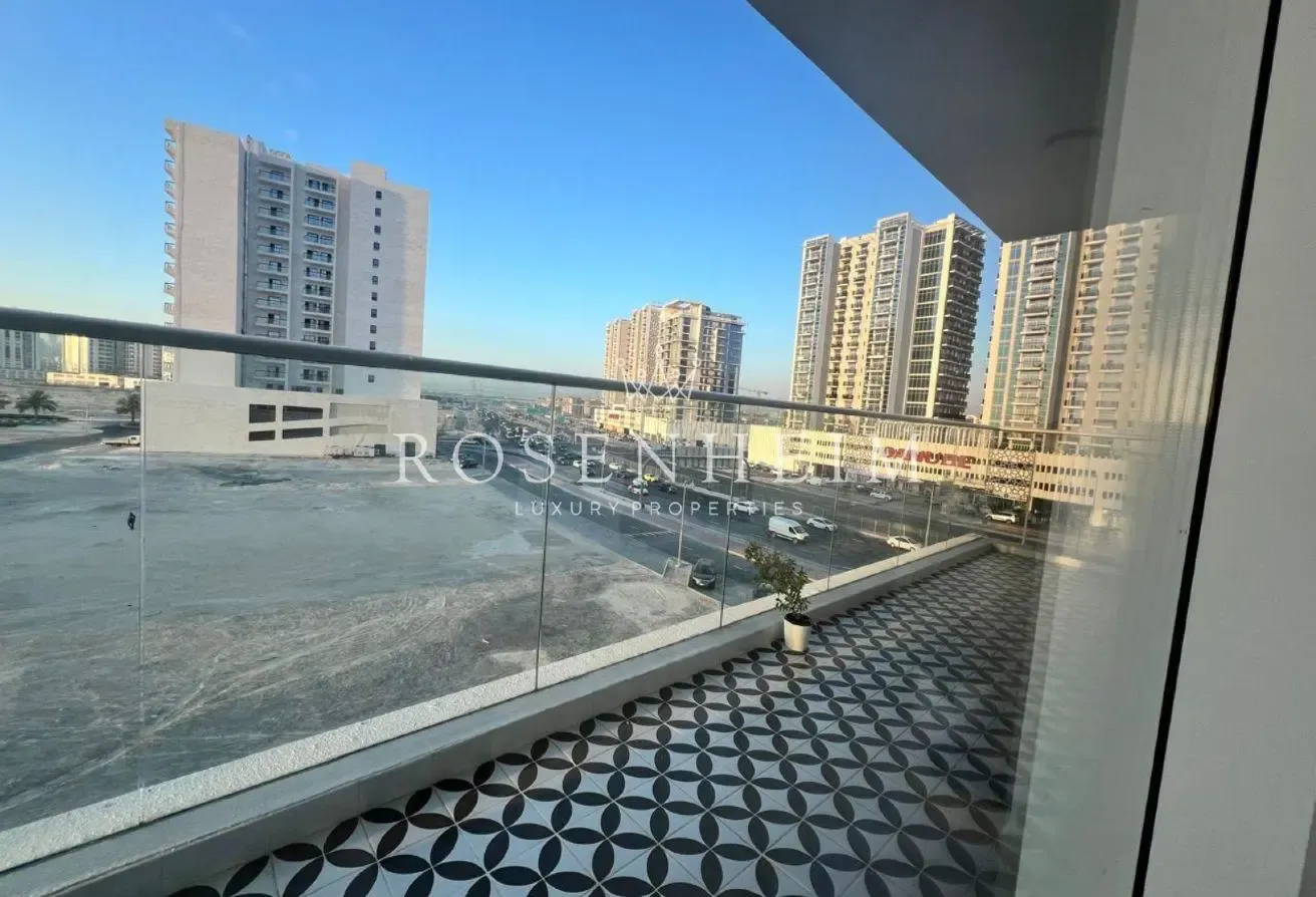 Unfurnished | Spacious Layout | Well Maintained