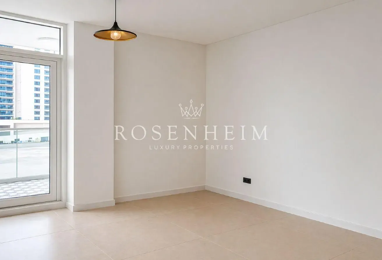 Unfurnished  |  Spacious Layout |  Well Maintained