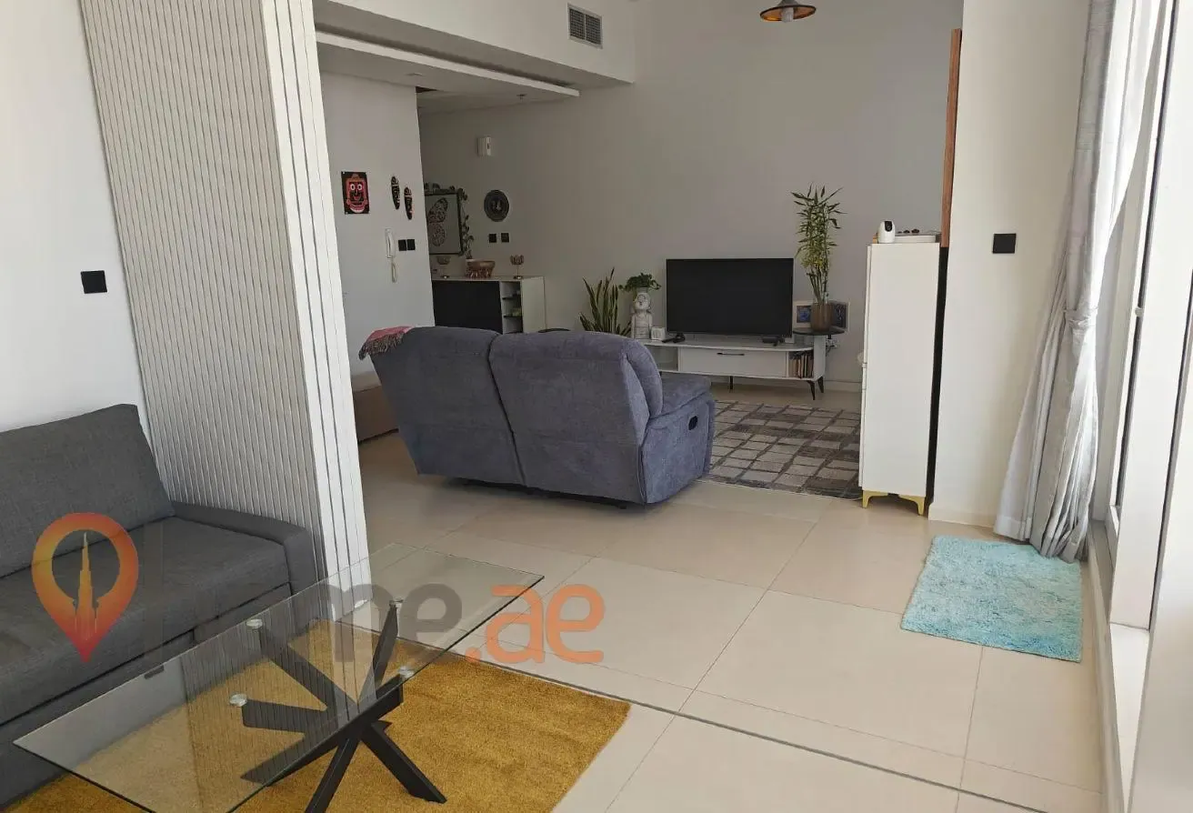 Furnished | 1BR Convertible to 2 | Large Terrace