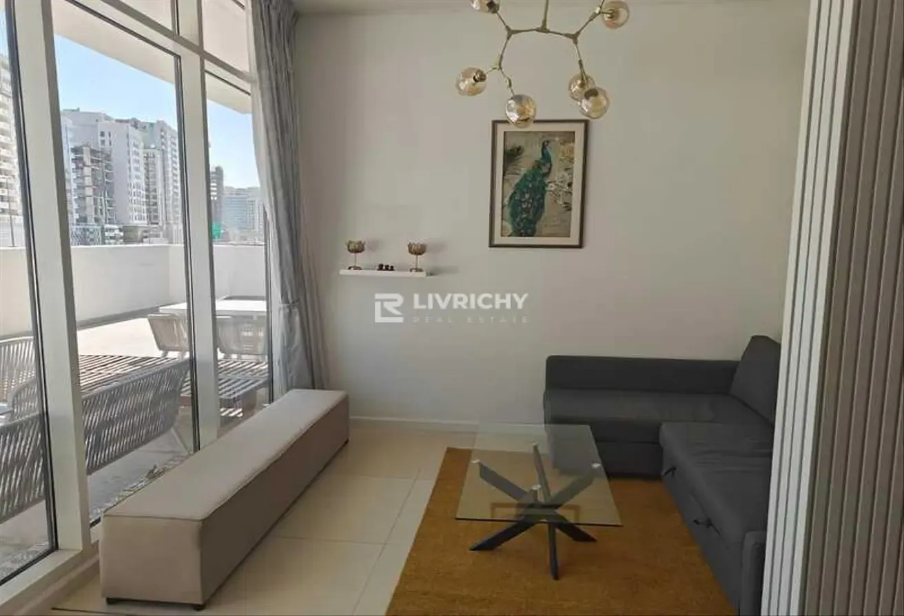 NEAR METRO | BIG BALCONY | COMMUNITY VIEW