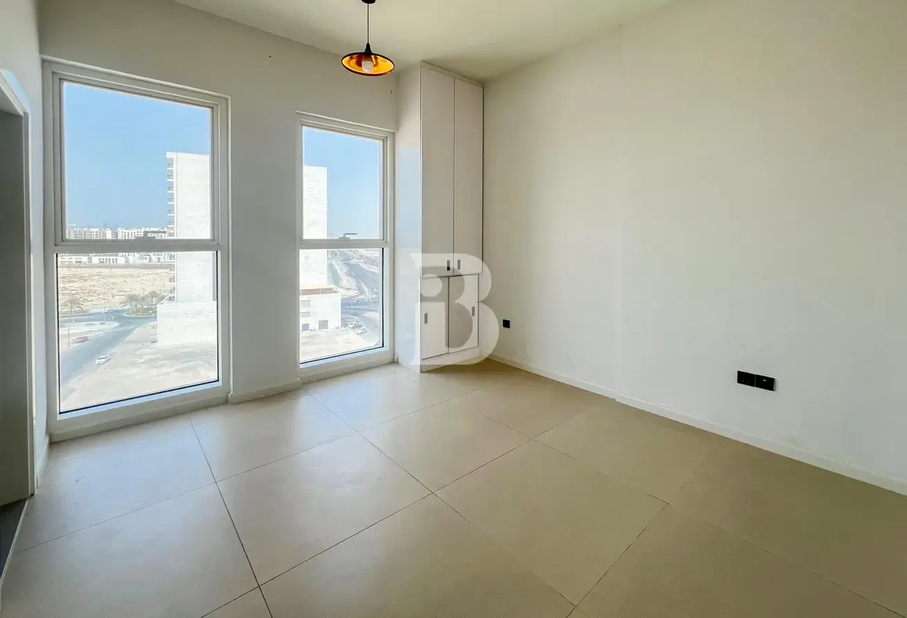 SPACIOUS | MODERN | HIGH RISE | BEST VIEW