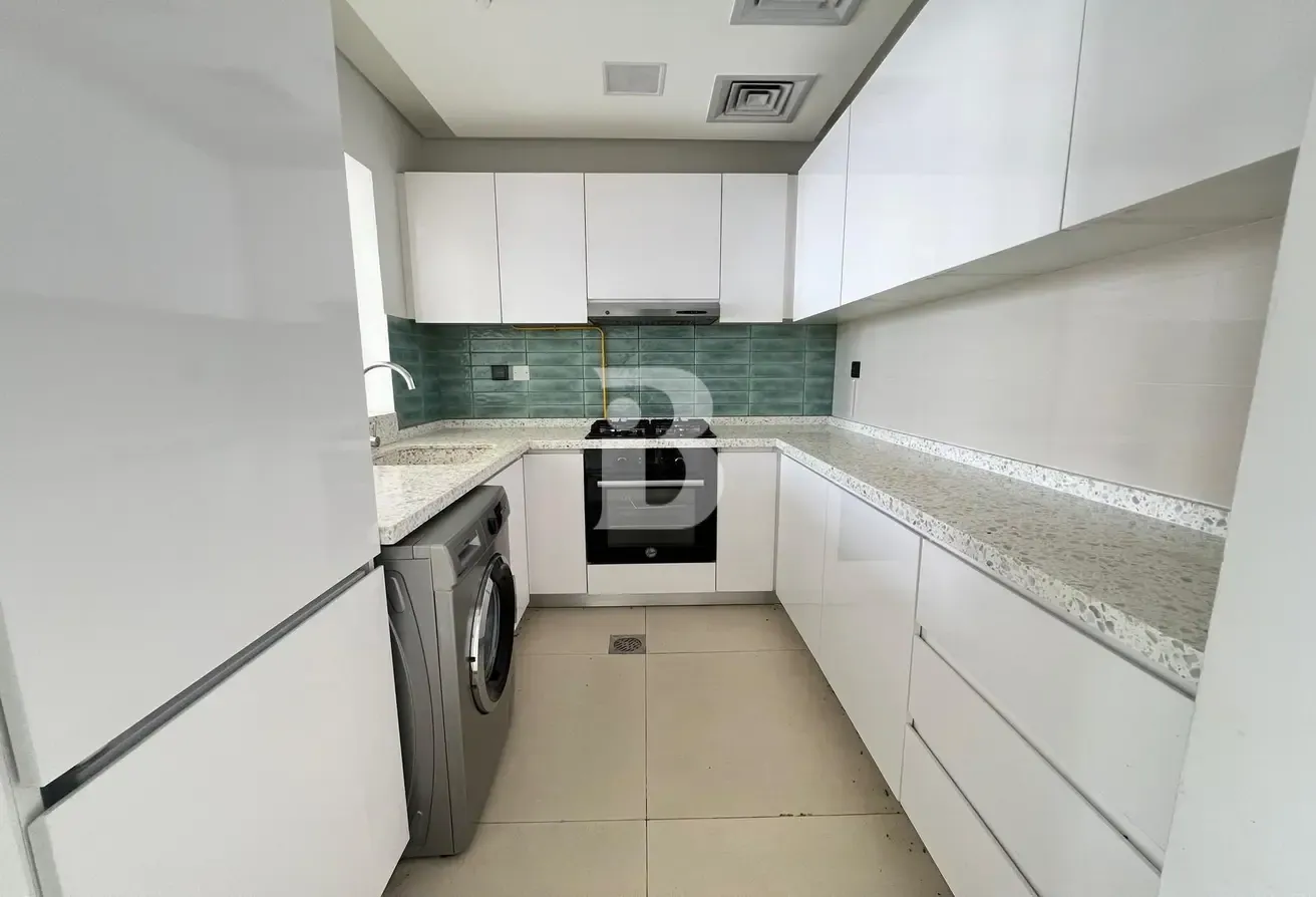 CONVERTIBLE INTO 2BED | FURNISHED | HIGH RISE