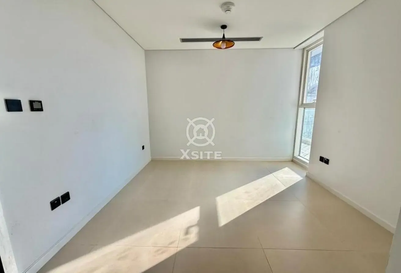 Spacious 1 BR | Well Maintained | Unfurnished