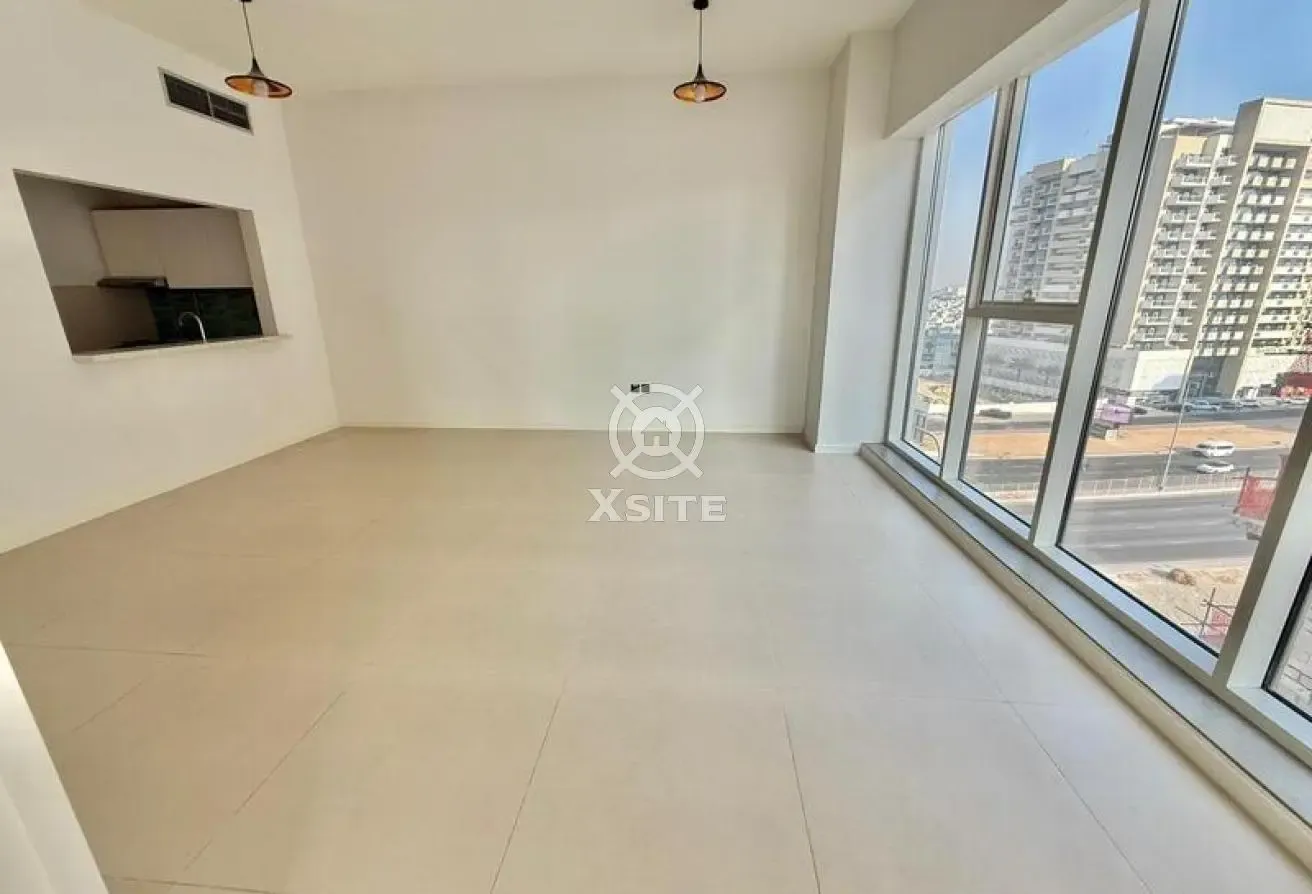 Spacious 1 BR | Well Maintained | Unfurnished
