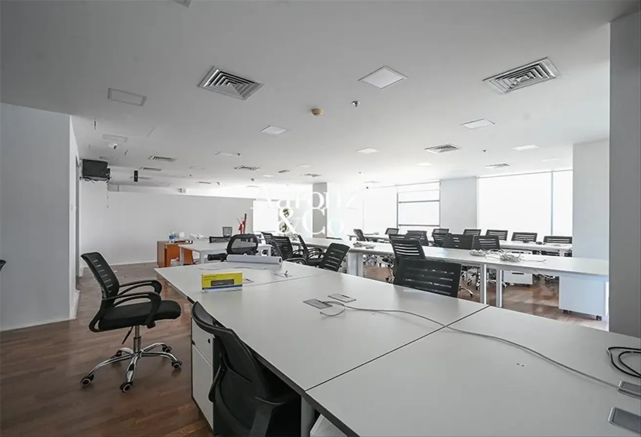 Prime Location | Easy Access | Investment