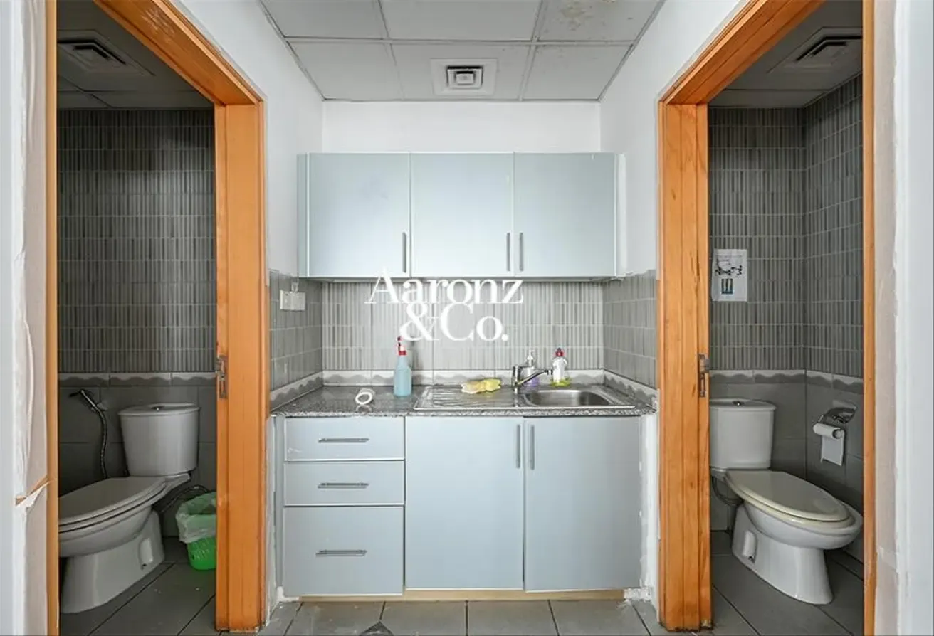 Prime Location | Easy Access | Investment