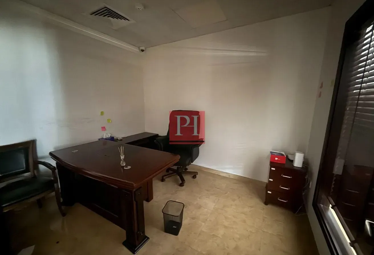 SPACIOUS OFFICE SPACE FOR SALE/ PRIME LOCATION