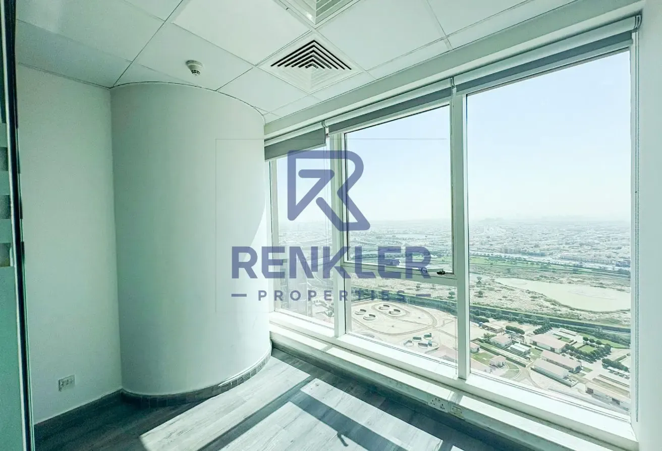 Vacant | Fitted | Partitioned | open view