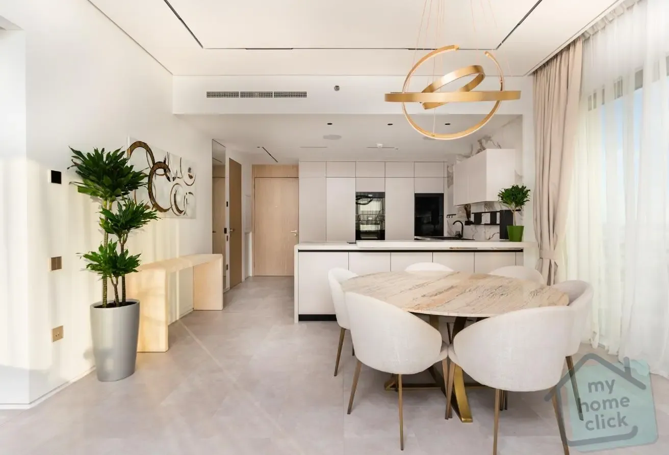 Luxury Renovated Corner 3BR | Creek Canal View