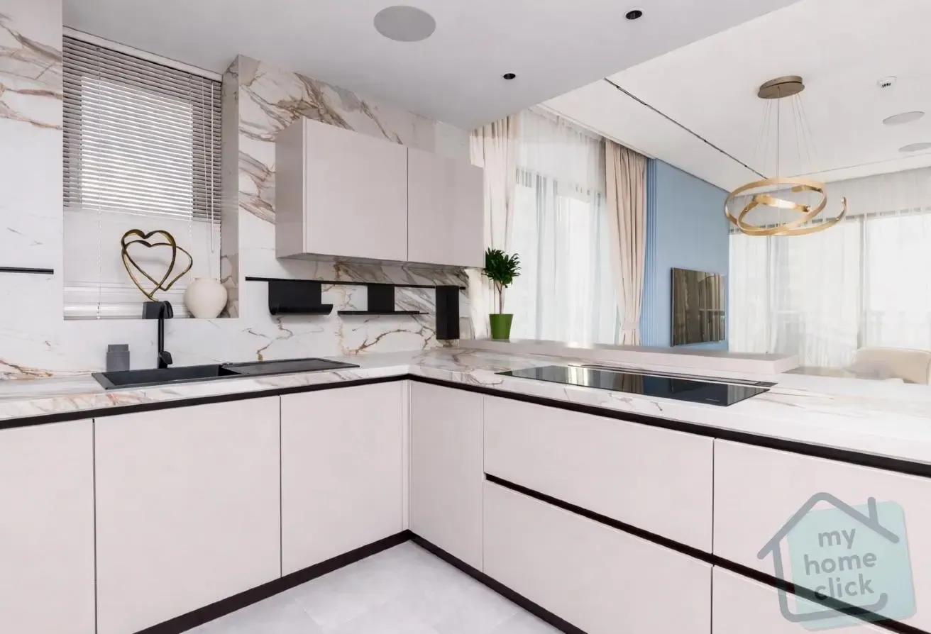 Luxury Renovated Corner 3BR | Creek Canal View