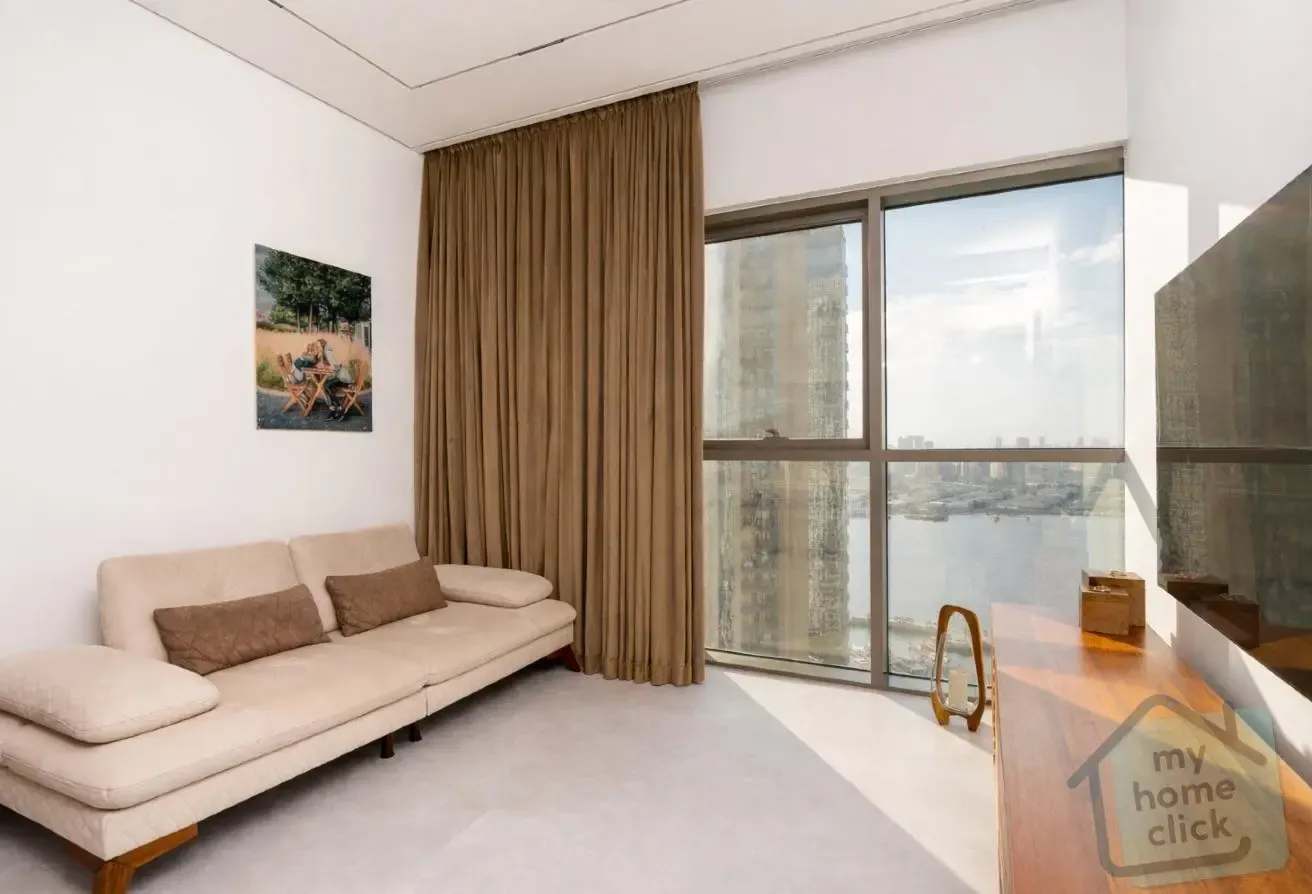 Luxury Renovated Corner 3BR | Creek Canal View