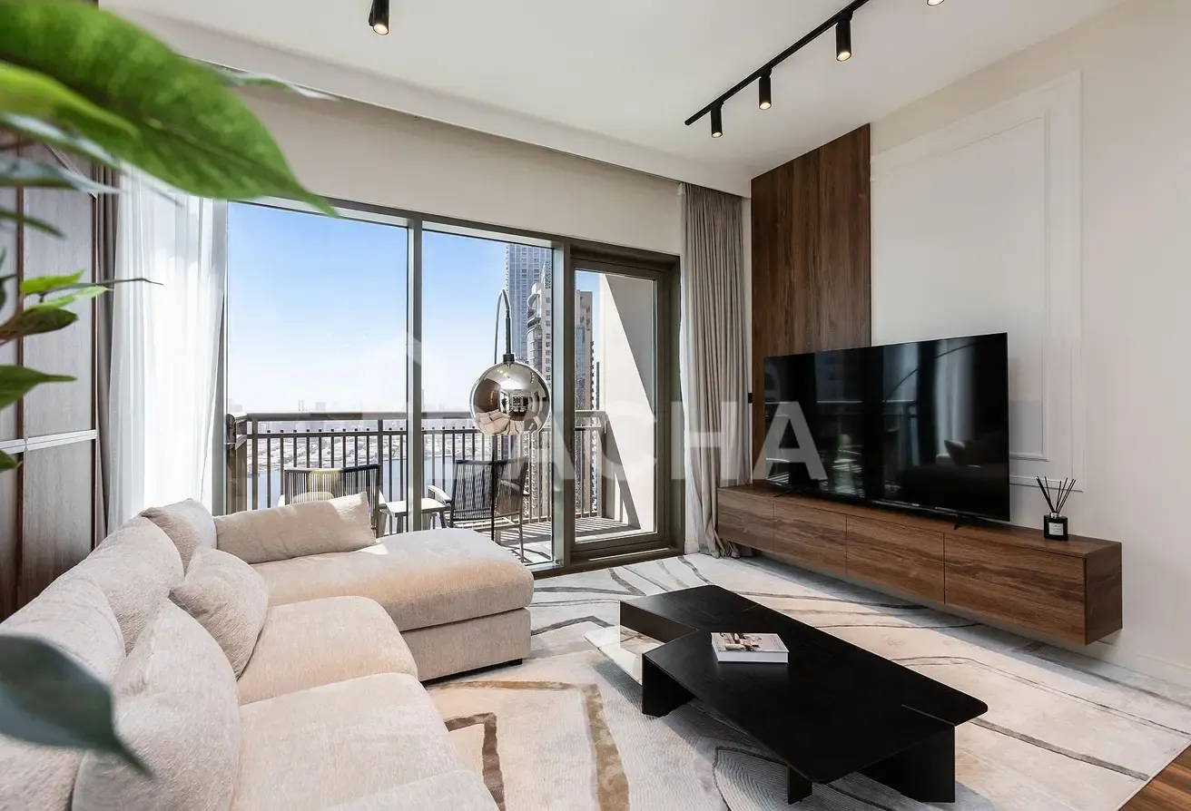 Turnkey Luxury | Fully Upgraded & Furnished