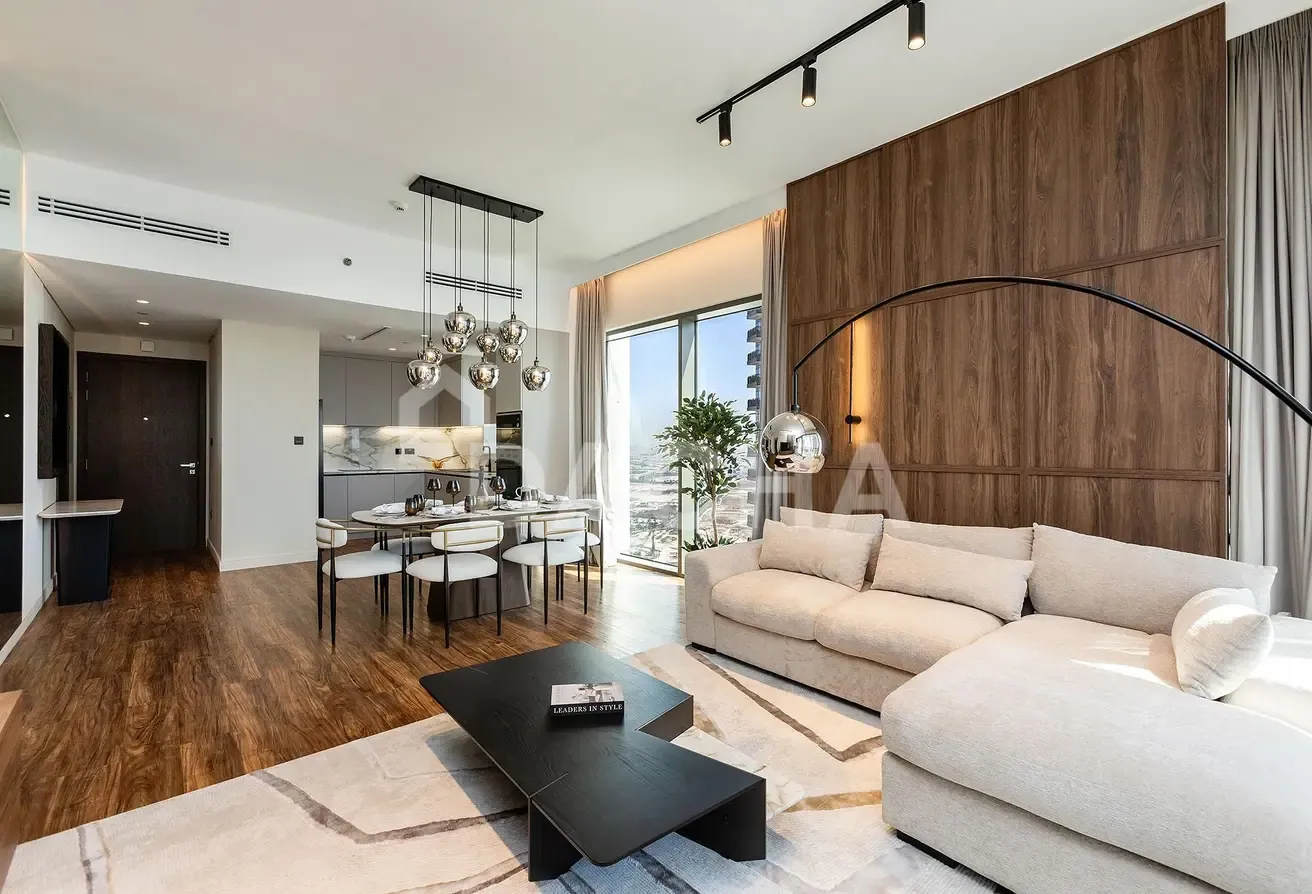 Turnkey Luxury | Fully Upgraded & Furnished