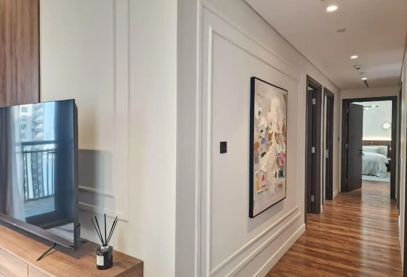 Upgraded | Vacant | Furnished