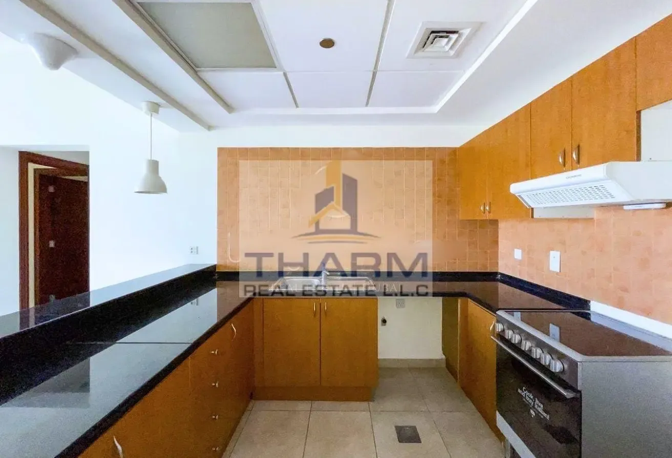 SPACIOUS 1BR APARTMENT IN PRIME LOCATION