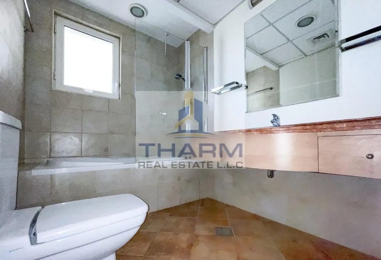 SPACIOUS 1BR APARTMENT IN PRIME LOCATION