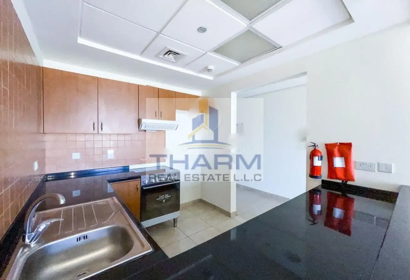 SPACIOUS 1BR APARTMENT IN PRIME LOCATION