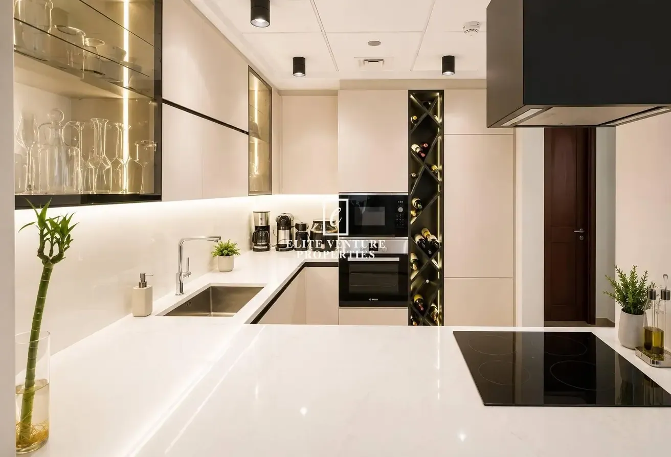 VACANT ON TRANSFER | FULLY FURNISHED | HIGH FLOOR
