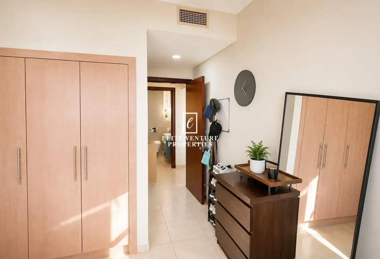 VACANT ON TRANSFER | FULLY FURNISHED | HIGH FLOOR