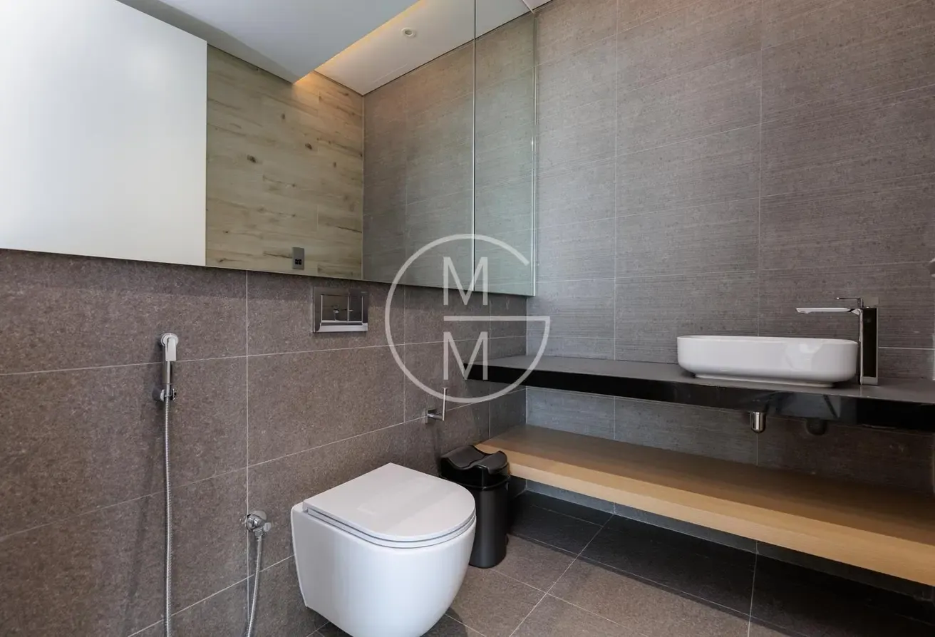 EXCLUSIVE | 2 Bedroom Apartment | Vacant